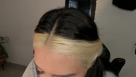 Annika online show from January 2026 01:35:02 PM