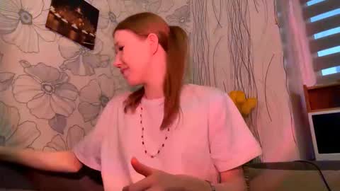 Snapshot of annitafreelove chatting on March 2026 02:10:01 PM Kira online show from March 2026 02:10:01 PM