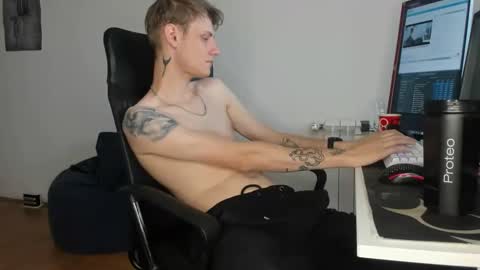    online show from September 2025 01:49:01 PM