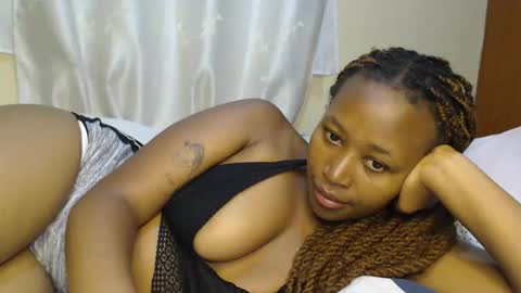 anntekla online show from March 2026 12:00:01 PM