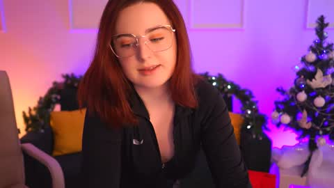 Snapshot of annterry chatting on December 2024 07:47:02 AM Ann Terry 3 online show from December 2024 07:47:02 AM