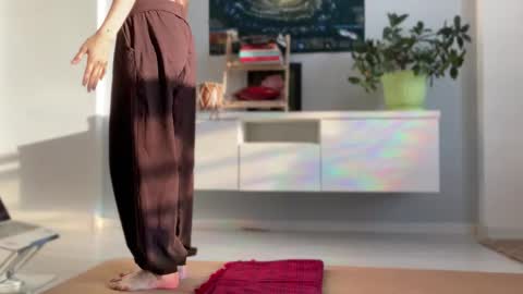 N  antics online show from September 2025 03:52:01 AM