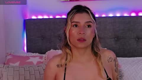 Antonella Lee online show from February 2026 06:59:02 PM