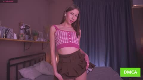 Snapshot of annuetta chatting on November 2025 03:00:02 PM Annuetta online show from November 2025 03:00:02 PM