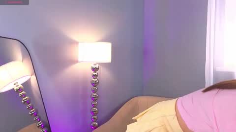 Snapshot of annuetta chatting on March 2026 08:11:01 AM Annuetta online show from March 2026 08:11:01 AM