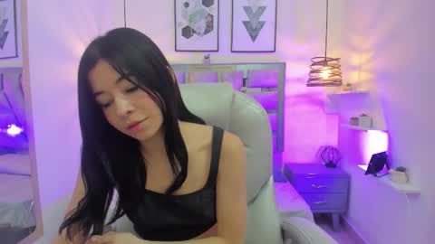 Snapshot of anny_bridge chatting on November 2025 01:04:02 PM Anny bridge online show from November 2025 01:04:02 PM