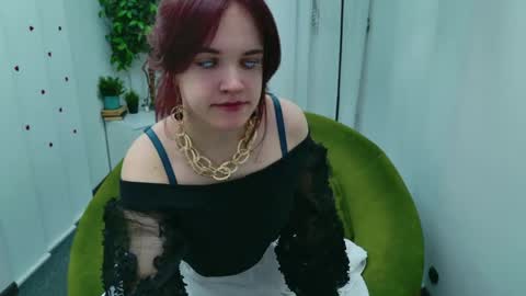 Snapshot of anny_lani chatting on April 2026 12:32:01 PM Anny online show from April 2026 12:32:01 PM