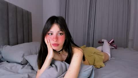 Snapshot of anny_leinhart chatting on October 2025 10:28:02 PM Ana online show from October 2025 10:28:02 PM