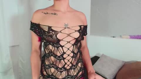 Anny online show from October 2025 04:32:01 AM