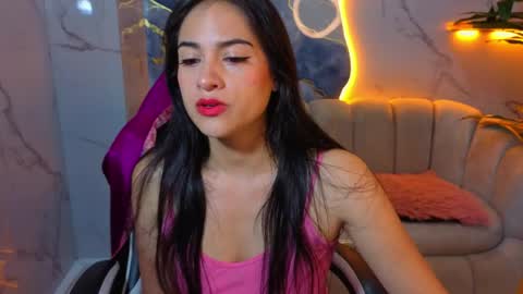 Live 1500am 2100pm COLOMBIAN HOUR online show from April 2026 12:47:02 PM