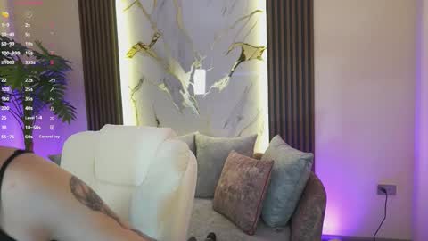 Ana online show from September 2025 11:43:01 AM