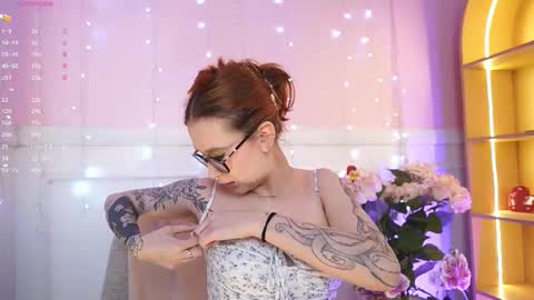 Ana online show from December 2025 12:22:01 PM