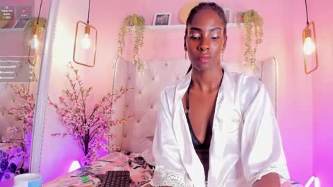 Anny  online show from January 2025 08:44:02 AM