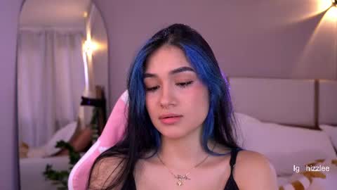 Snapshot of annyhizzle chatting on June 2026 09:57:02 PM online show from June 2026 09:57:02 PM
