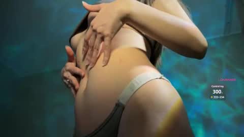 annyislovely online show from February 2025 06:58:02 PM