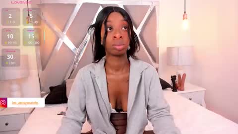 Anny online show from December 2025 01:40:01 PM