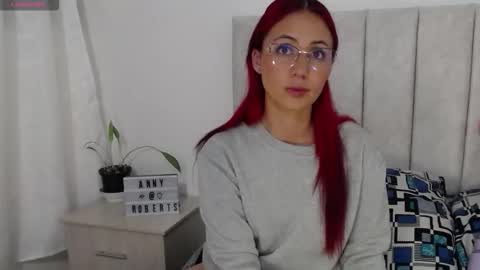 Snapshot of annyroberts_89 chatting on October 2025 11:30:01 AM Anny online show from October 2025 11:30:01 AM