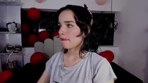 Snapshot of annyrosee chatting on February 2026 08:14:01 PM Anny online show from February 2026 08:14:01 PM