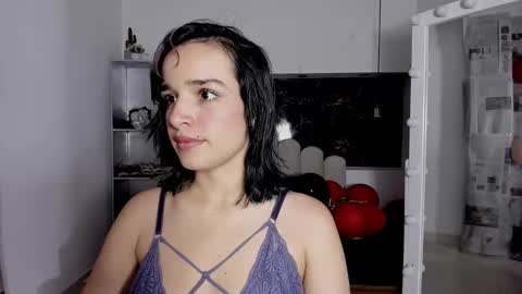 Snapshot of annyrosee chatting on February 2026 08:27:02 PM Anny online show from February 2026 08:27:02 PM