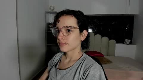 Snapshot of annyrosee chatting on February 2026 12:24:02 PM Anny online show from February 2026 12:24:02 PM