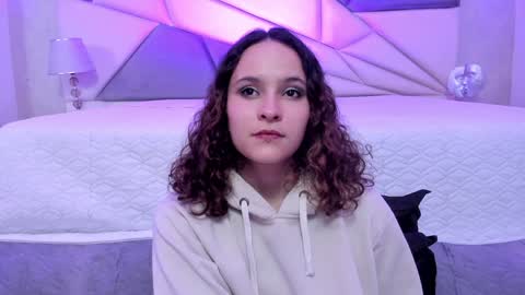 AnnyT online show from January 2025 12:07:01 AM