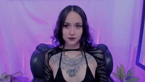 AnnyT online show from April 2026 10:08:02 AM