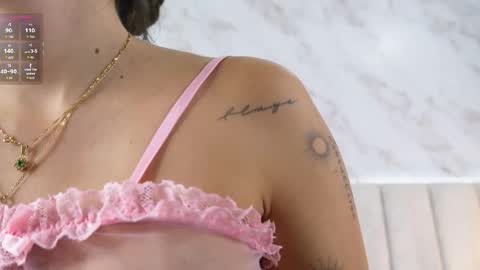 Snapshot of annyy_rosse chatting on November 2025 06:24:01 AM ANNYY online show from November 2025 06:24:01 AM