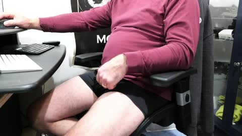 Snapshot of anonycock7 chatting on April 2026 12:47:01 PM D online show from April 2026 12:47:01 PM