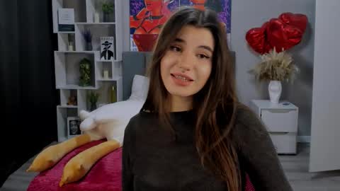 Anora online show from September 2025 07:13:01 PM