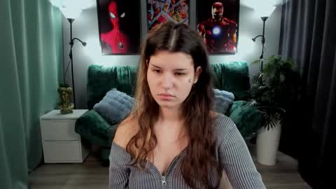 Anora online show from November 2025 12:26:01 PM