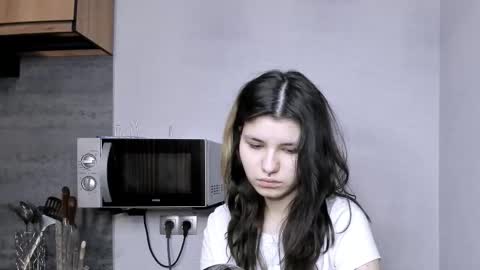 Anora online show from March 2026 09:10:02 PM