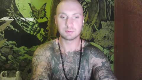 Snapshot of anotnio95 chatting on February 2025 11:42:01 PM maicol online show from February 2025 11:42:01 PM