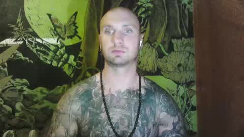 Snapshot of anotnio95 chatting on February 2025 12:25:01 AM maicol online show from February 2025 12:25:01 AM