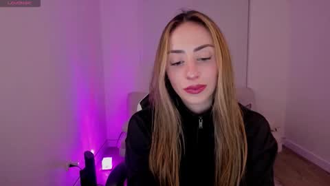 Anthonela online show from September 2025 04:47:01 AM