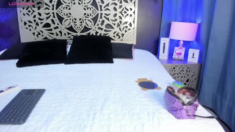 Snapshot of anthoneladuque chatting on January 2025 12:13:01 PM anthonelaDuque online show from January 2025 12:13:01 PM