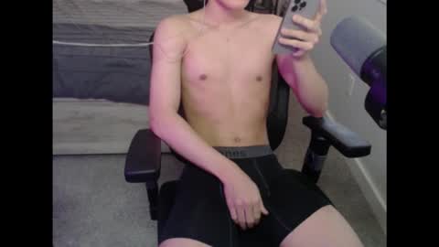 anthony30011 online show from February 2026 12:39:01 AM