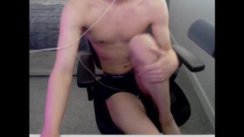 anthony30011 online show from February 2026 08:53:02 PM