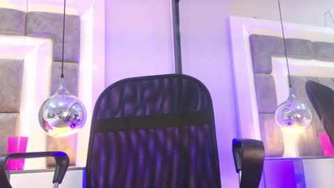 Snapshot of anthonystone_ chatting on May 2026 10:30:01 PM Anthonny online show from May 2026 10:30:01 PM