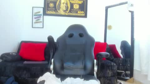 Snapshot of anthonyy_miller1 chatting on March 2026 05:10:02 PM anthony online show from March 2026 05:10:02 PM