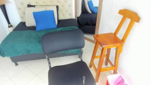       online show from November 2025 01:17:02 AM