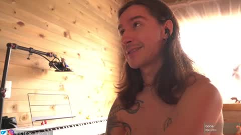 Snapshot of antinoo_gnothi chatting on February 2025 04:11:02 PM Antinoo Gnothi online show from February 2025 04:11:02 PM