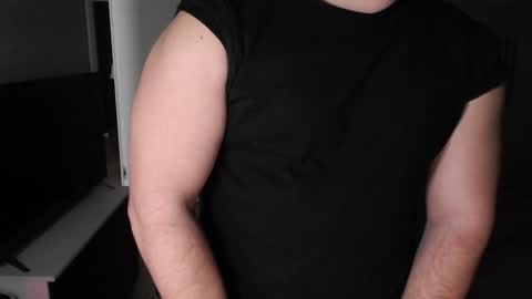 Snapshot of anton_smotri chatting on February 2025 11:55:01 AM anton_smotri online show from February 2025 11:55:01 AM