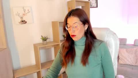 Antonella online show from September 2025 12:18:02 PM