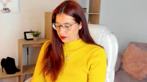 Antonella online show from November 2025 12:16:02 PM