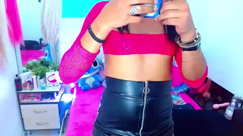 antonela_xx3 online show from January 2025 12:42:02 AM
