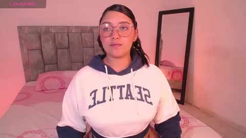 Antonella online show from November 2025 02:20:01 AM