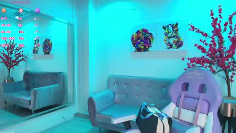 Snapshot of antonella_wiild chatting on May 2026 03:45:02 AM Antonella online show from May 2026 03:45:02 AM