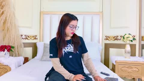 Snapshot of antonellabons chatting on April 2026 03:48:01 AM Antonella online show from April 2026 03:48:01 AM