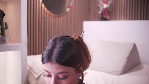 Antonella online show from January 2026 03:33:01 AM