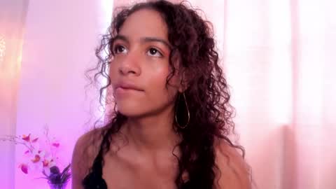 Snapshot of antonellahall_ chatting on April 2026 06:42:01 PM AntonellaHall online show from April 2026 06:42:01 PM